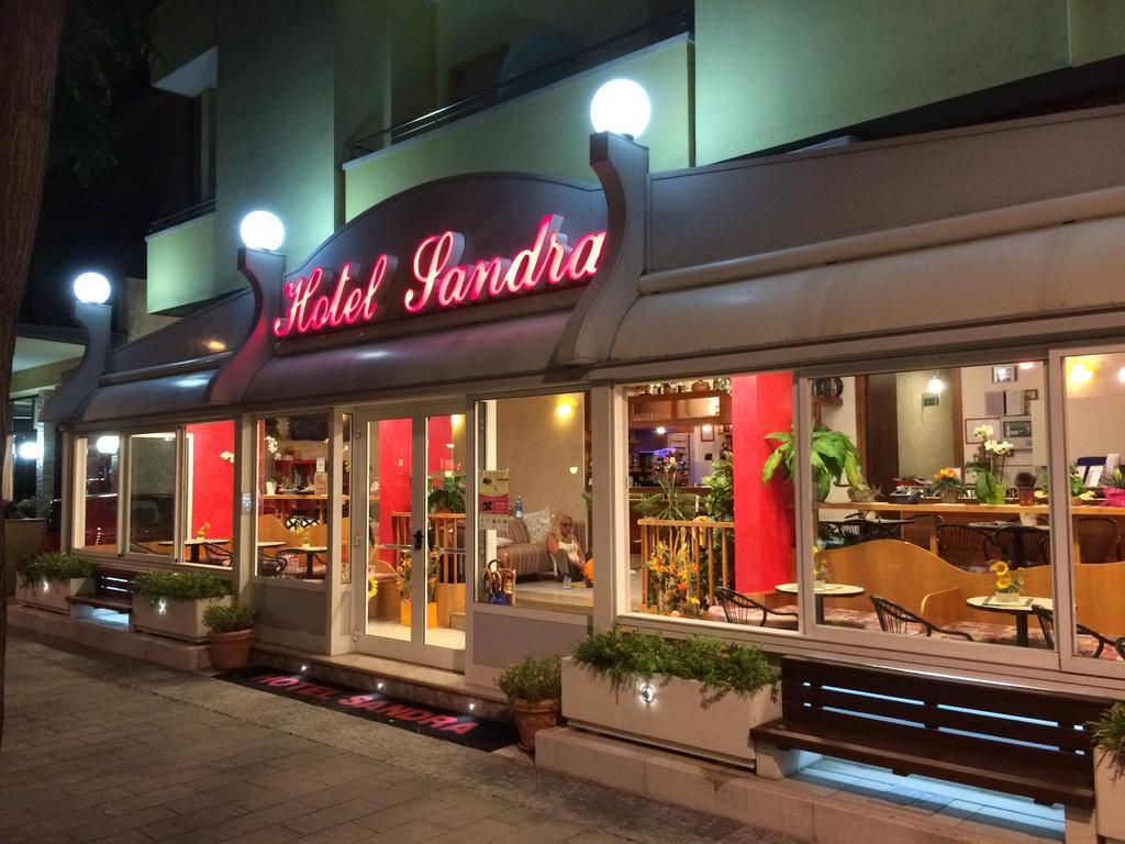桑德拉酒店 加提欧马里 外观 照片
